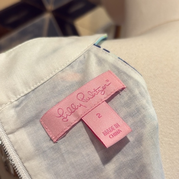 Lilly Pulitzer Pearl Shift Mini Dress Lace Neckline Wade and Sea sz 2 - Picture 8 of 12